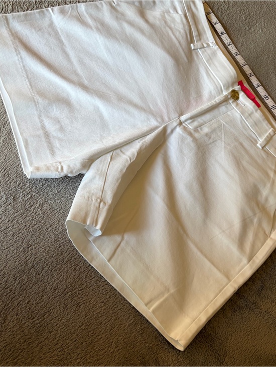 Lilly Pulitzer Pants - Lilly Pulitzer Bright White Cotton Bermuda Shorts